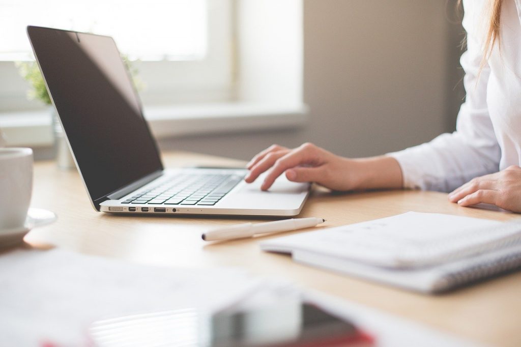 Can online logistics courses encourage more women into the industry